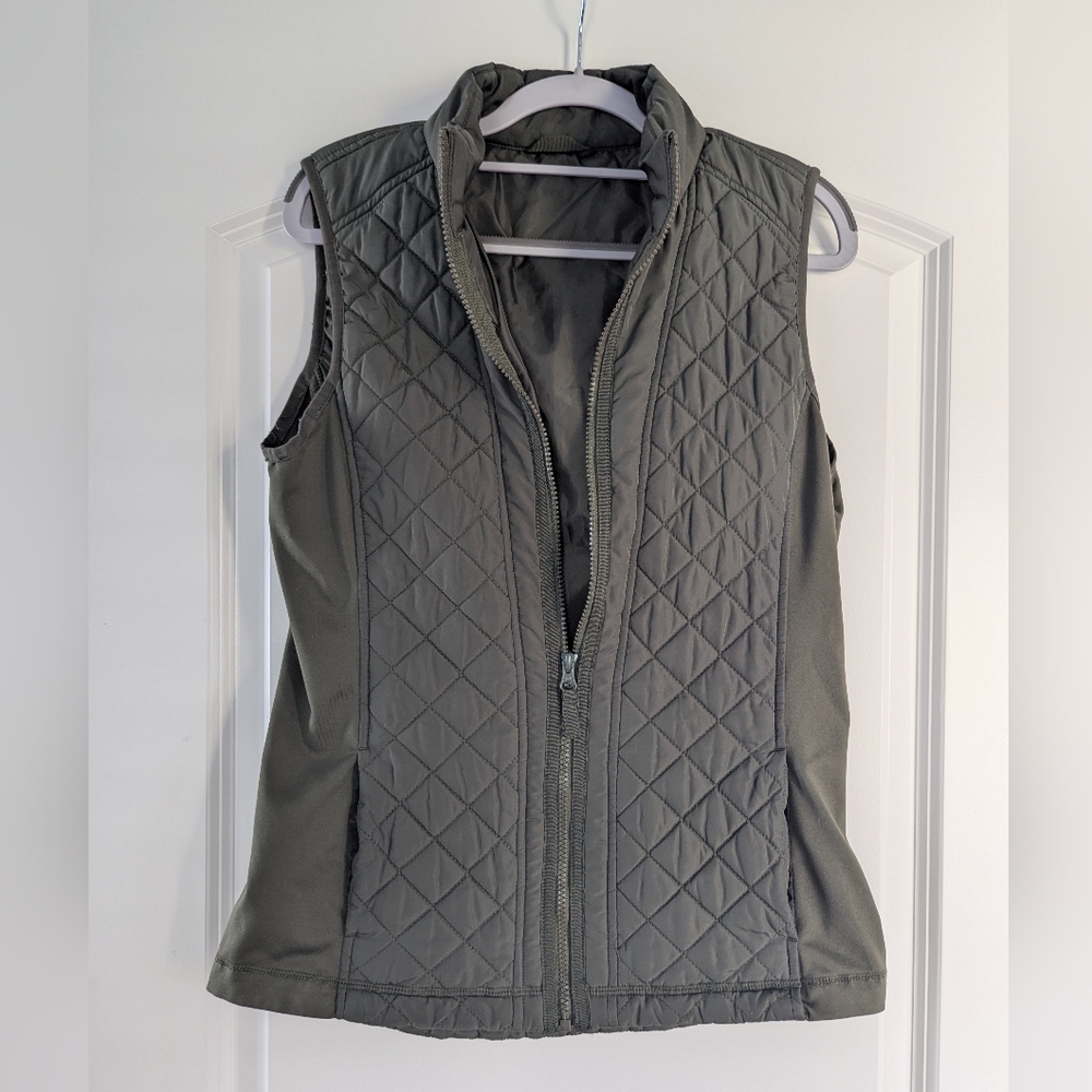 Women's Quilted Green Vest